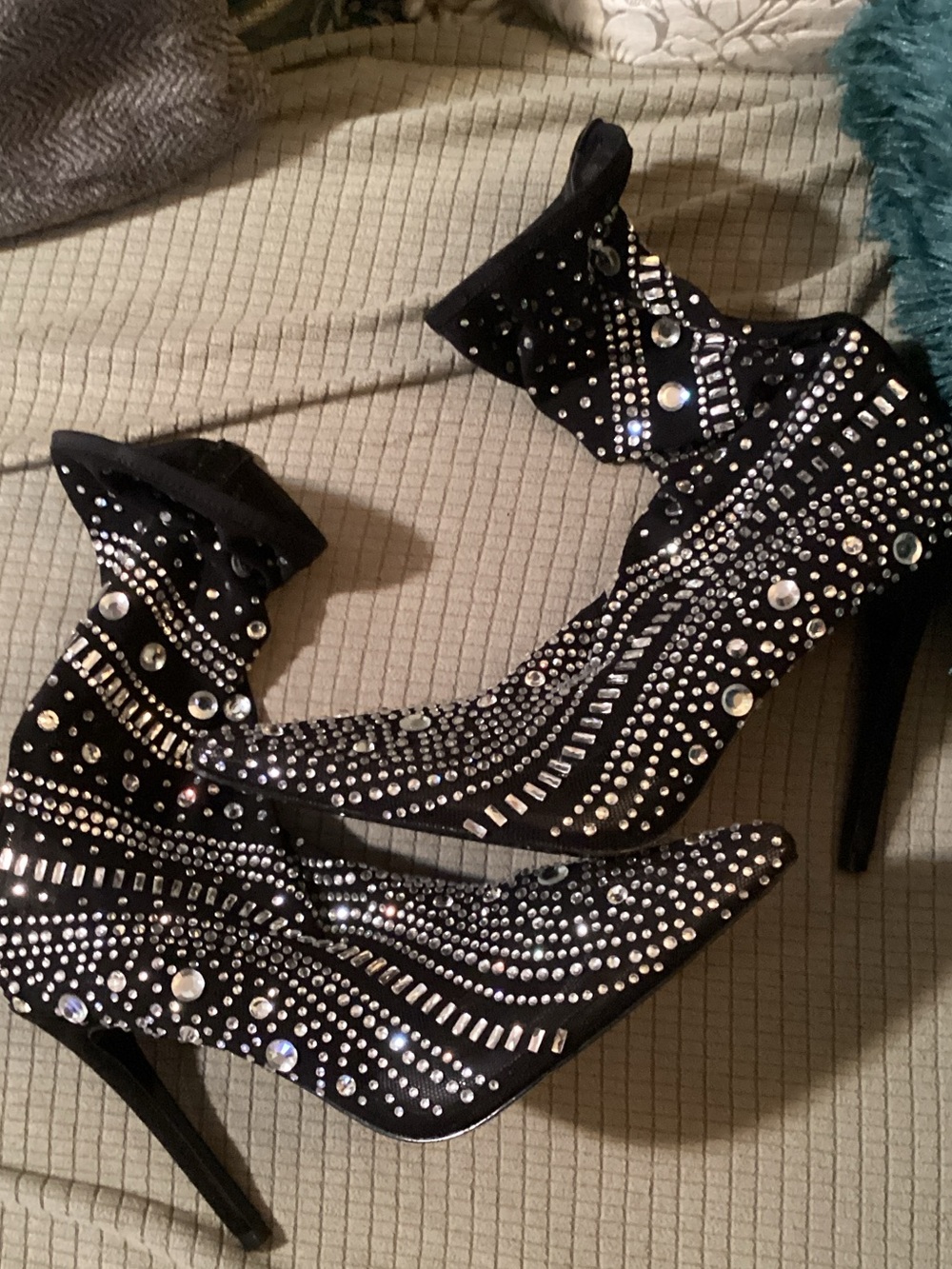 AZALEA WANG Black Crystal-Embellished Pointed Toe Stiletto Heels - Picture 4 of 4